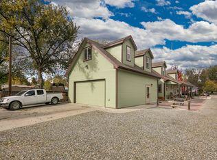 314 W 10th St, Loveland, CO 80537