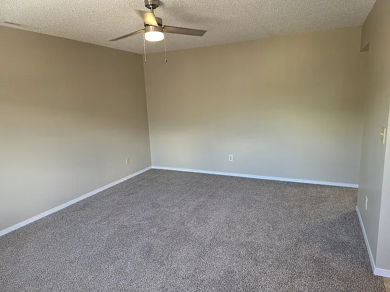 6837 Western Pl — Photo 14