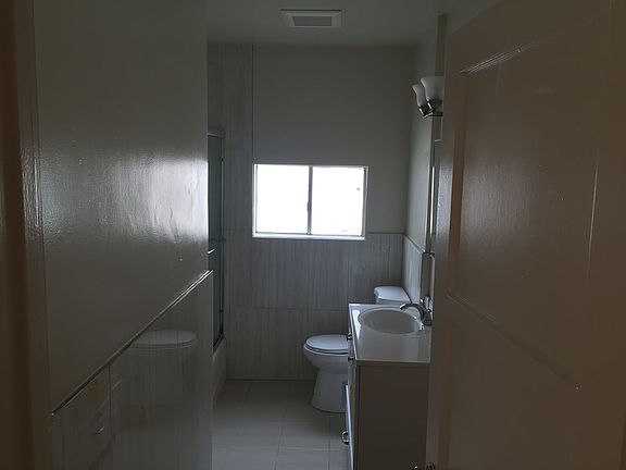 3rd image of 5410 Temple City Blvd