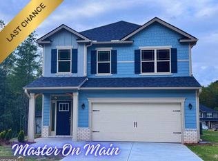 285 Magnolia Villas Dr, Cornelia, GA 30531