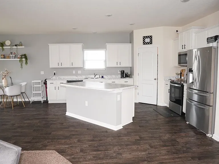 8088 Dancing Fox St — Photo 5
