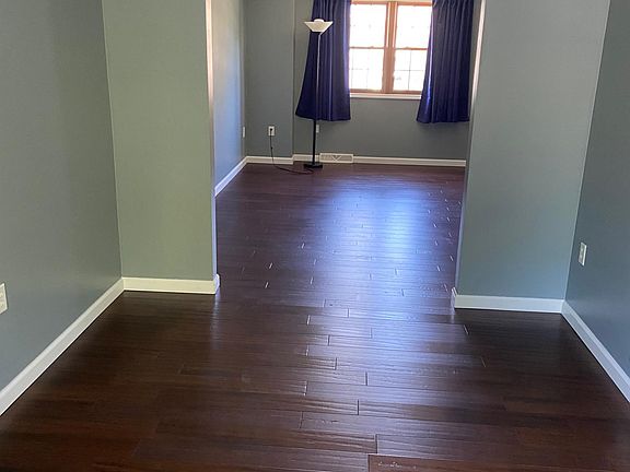 5th image of 1103 Cranston Dr