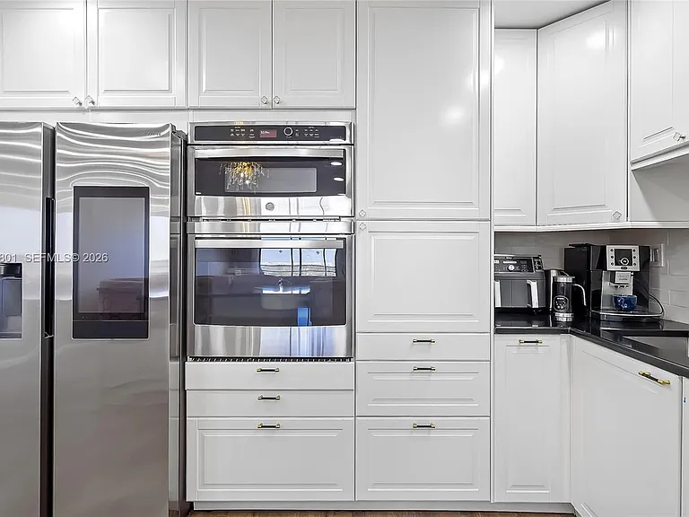 600 Three Islands Blvd #604 — Photo 2