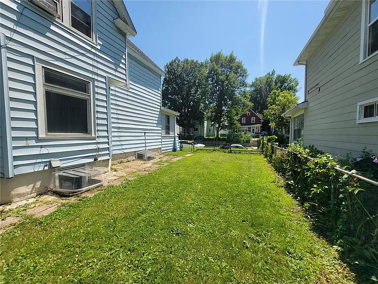 Side yard