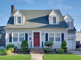 206 Elm St, Carteret, NJ 07008