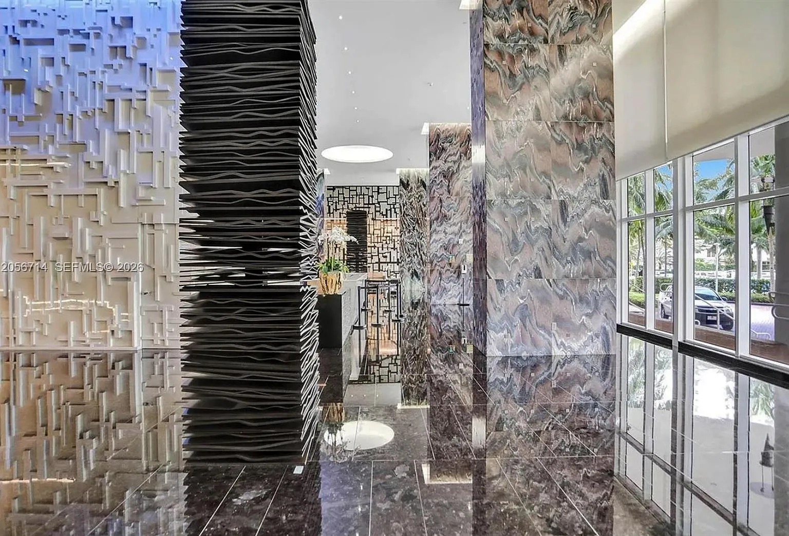 Beach Club Condo — Photo 3