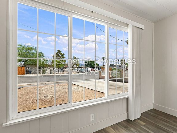 5th image of 1315 Oakwood Ave