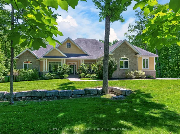 175 Deer Creek Dr, South Frontenac, ON K0H 1M0