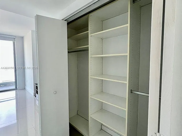 92 SW 3rd St #4111 — Photo 27