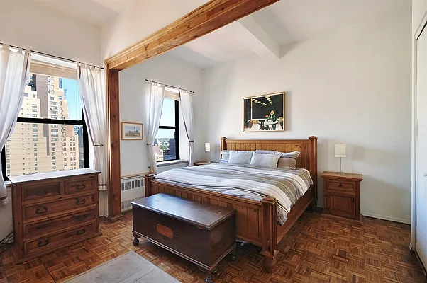 Sold by Corcoran | media 32