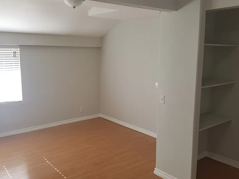 711 Maltman Ave — Photo 4
