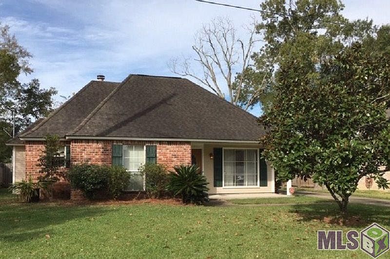 1st image of 17181 Northlake Dr