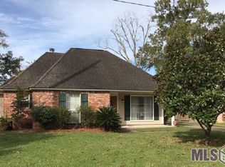 17181 Northlake Dr, Prairieville, LA 70769