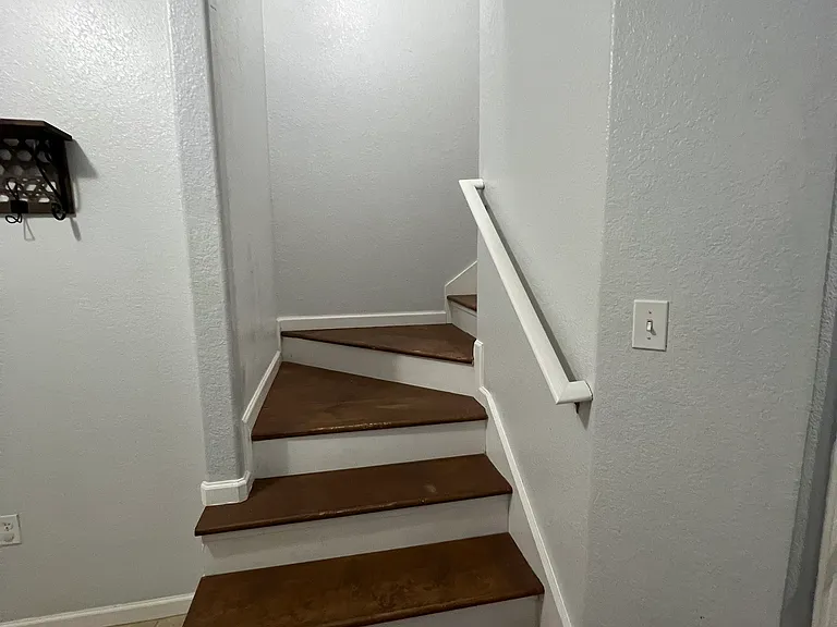 127 Farrah Ave — Photo 16