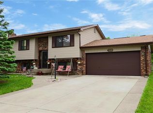 7928 Lacy Dr, Indianapolis, IN 46227