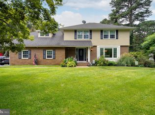 621 Quail Dr, Millville, NJ