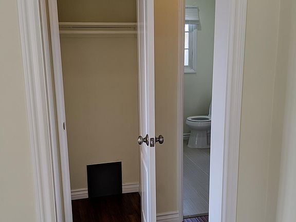 2nd image of 309 W Fernfield Dr
