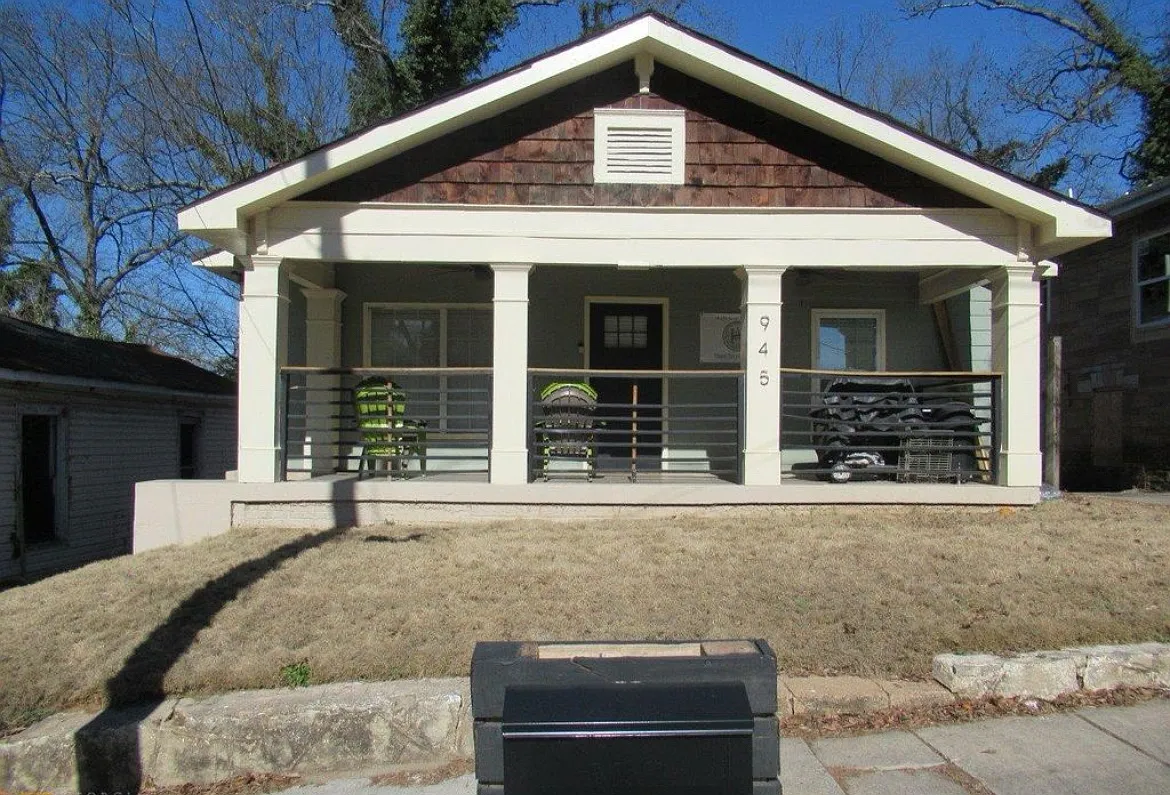 Ashby Grv SW, Atlanta — Photo 1
