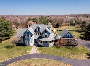 17 Cove Rd, Moorestown, NJ 08057