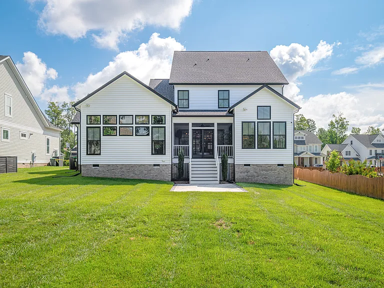 3618 Graythorne Dr — Photo 10