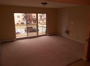 7820 S Rutherford Ave #2N, Burbank, IL 60459