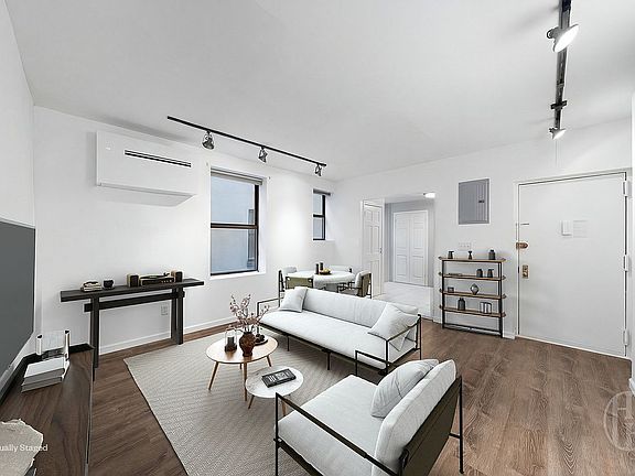 2nd image of 4 W 109th St APT 5G