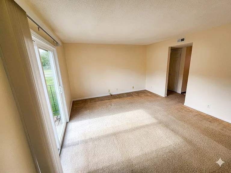 4236 Huntington Ave #3 — Photo 3