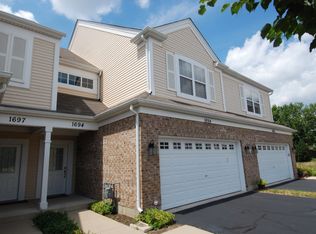 1694 Yellowstone Ct, Crystal Lake, IL 60014