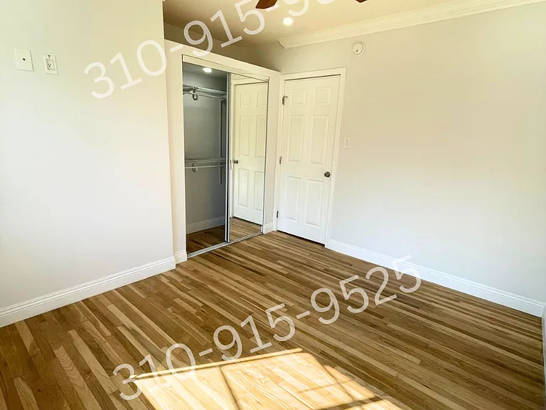 3172 S Barrington Ave #101 — Photo 15