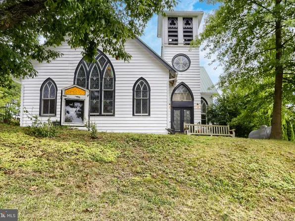 308 4th Ave, Burnham, PA 17009