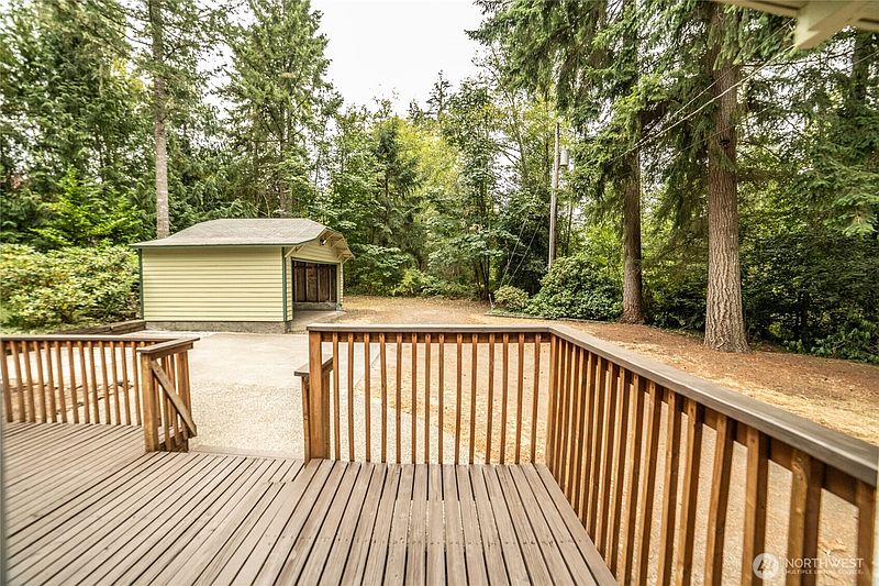5th image of 9251 Olalla Valley Road SE