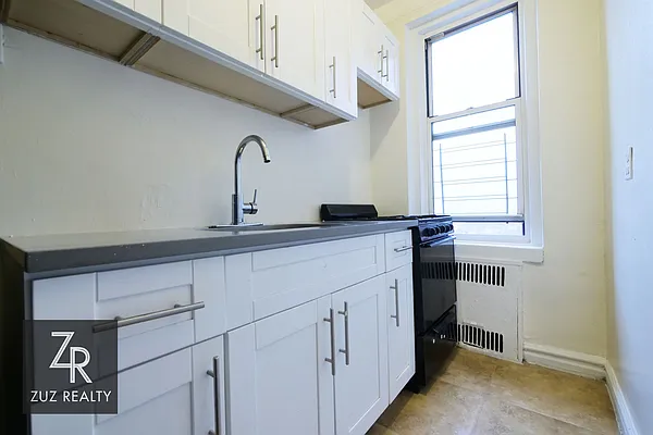 Rented by Zuz Realty | media 6