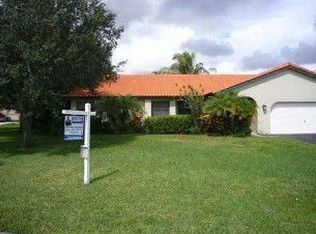 14901 Tetherclift St, Davie, FL 33331