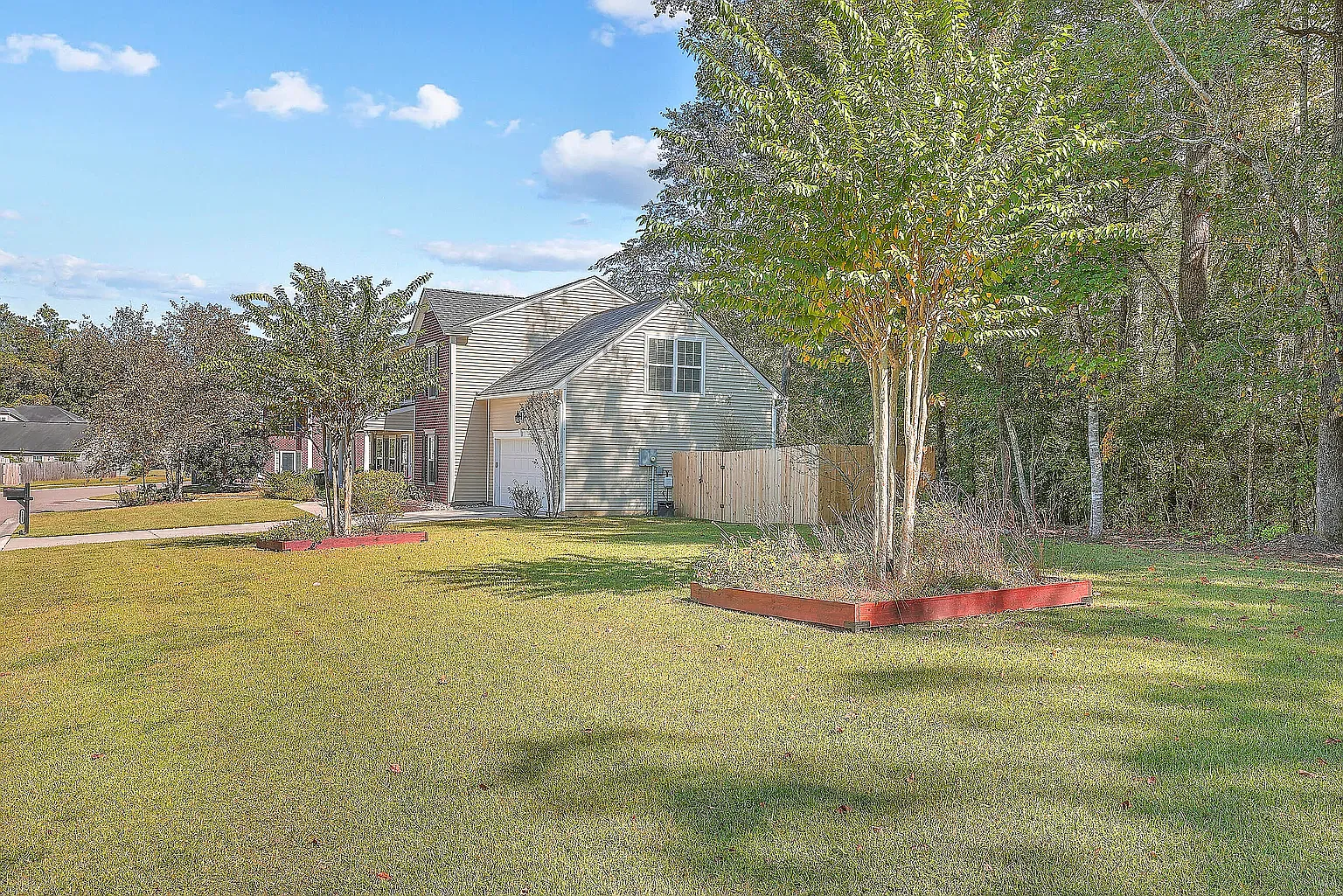 3505 Galaxy Rd — Photo 4