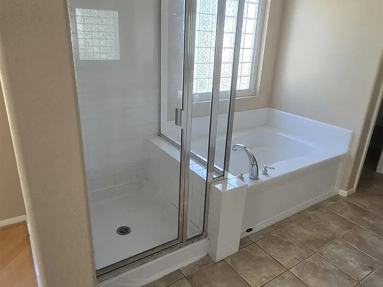 11442 Trailbrook Ln — Photo 35