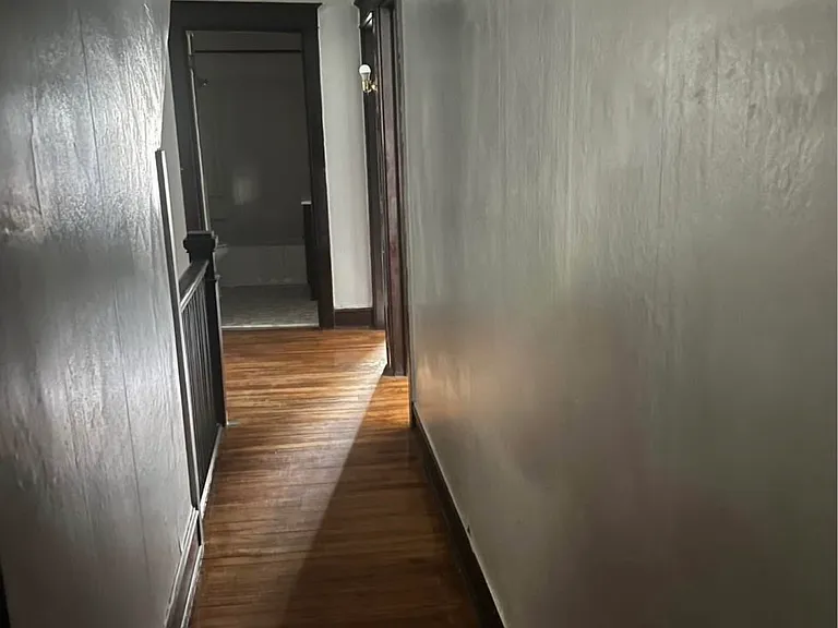 49 Hastings St NE — Photo 31