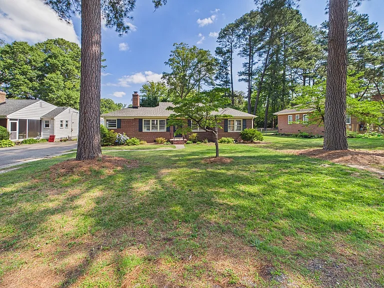 8808 Michaux Ln — Photo 43