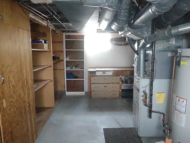220 Monteray Ave — Photo 38