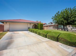 27306 Outrigger Ln, Helendale, CA 92342