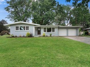 5711 Garden Valley Rd, Newburgh, IN 47630