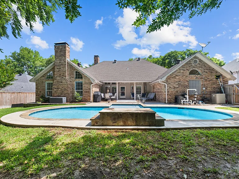 1830 Bent Tree Ln — Photo 31