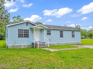 3931 Johnson St, Moss Point, MS 39563