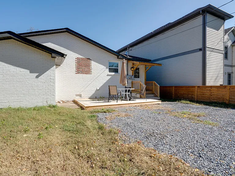 1214 Pennock Ave #B — Photo 21