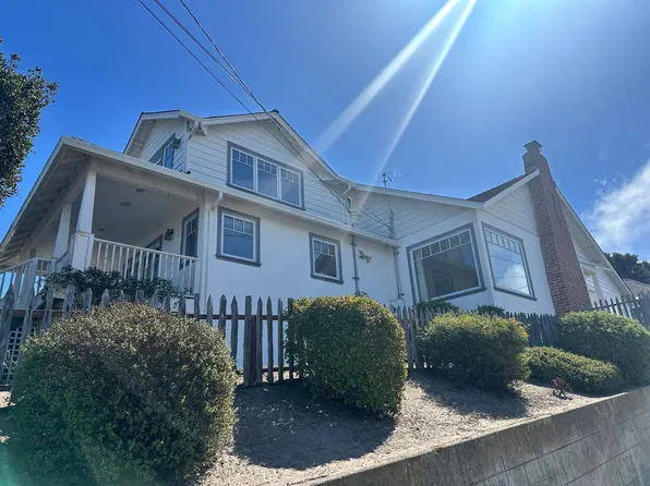 305 Carmel Ave, Pacific Grove, CA 93950