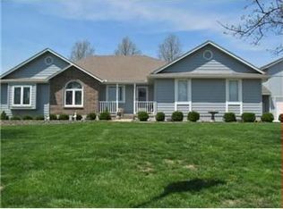 7818 S Sunfield Rd, Grain Valley, MO 64029