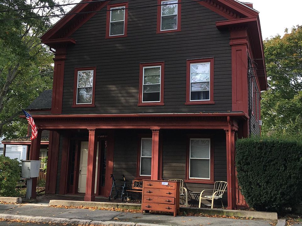 2nd image of 15 Green St APT 4