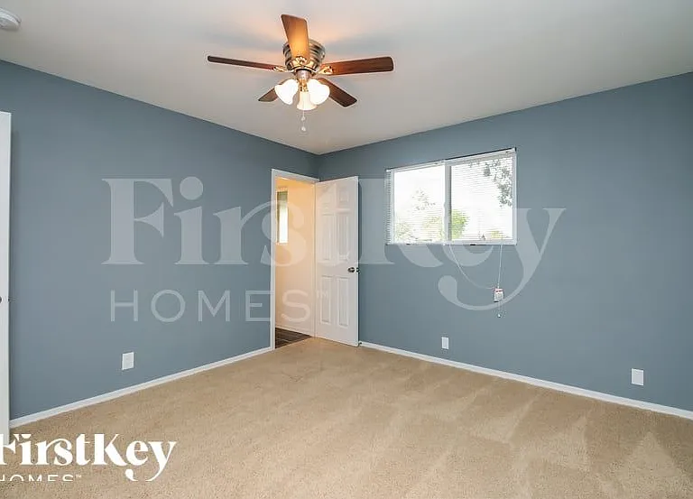 5610 S 20th Ln — Photo 13