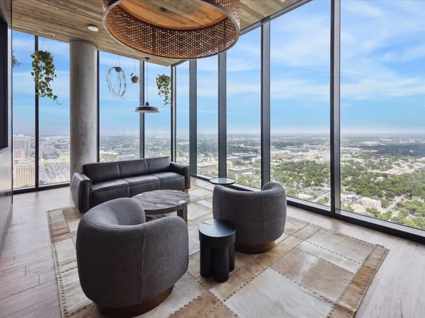 84 N Interstate Highway 35 #3009, Austin, TX 78701