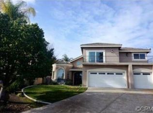 30541 Longhorn Dr, Canyon Lake, CA 92587