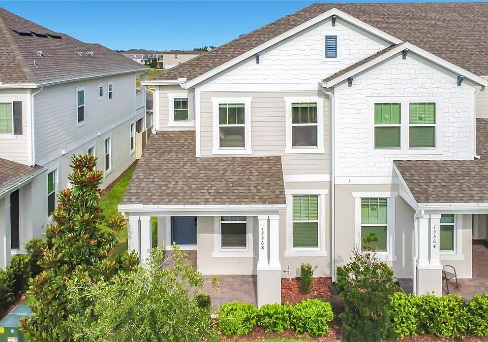 13568 Autumn Harvest Ave #4/3